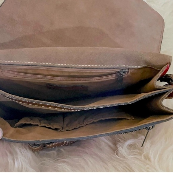 Patricia Nash Raspberry Leather Floral Embossed Crossbody Bag - Picture 2 of 9